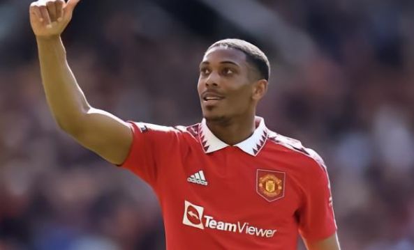 比赛中跌宕 比赛中跌宕